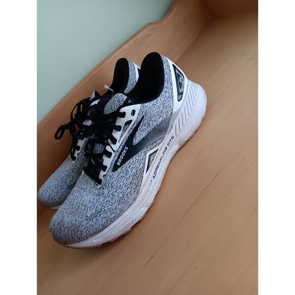 Sold - Picture 3 of 9